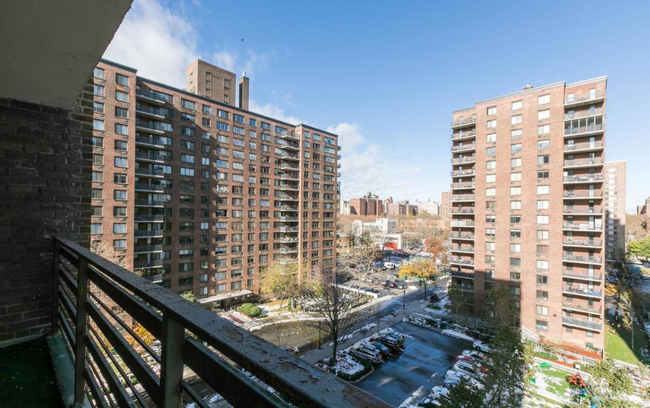 Bloc Away From Central Park Three-Bedroom Apartment With Private Balcony New York Exterior photo